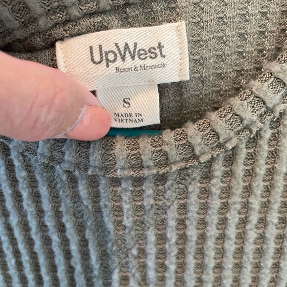 Up west tank top - Picture 2 of 3